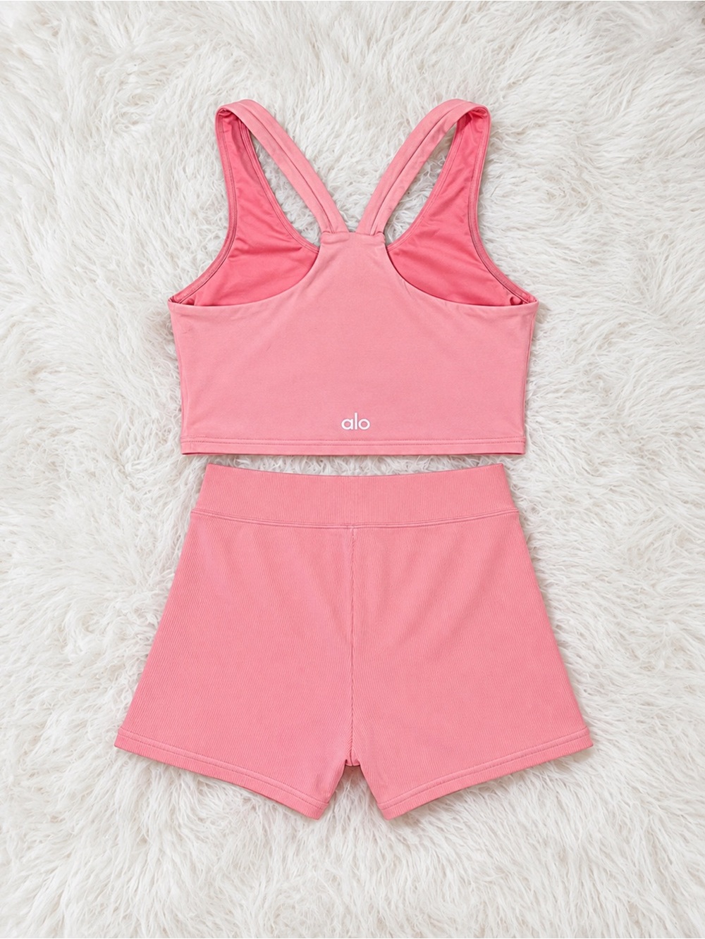 RARE COLOR Alo Yoga  Airbrush Bra Tank + Goddess Ribbed Shorts Set XS